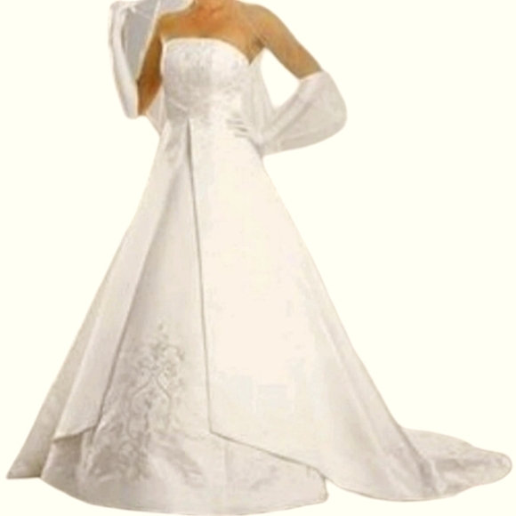 David's Bridal Womens Elegant Ivory Wedding Dress Size 10 - Picture 3 of 8